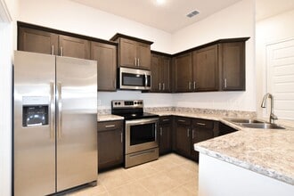 15975 NW 123rd Ave in Alachua, FL - Building Photo - Building Photo