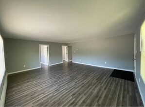 800 Clark St in Marseilles, IL - Building Photo - Building Photo