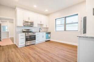 344 Saratoga St, Unit 2 in Boston, MA - Building Photo