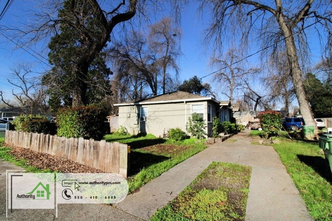 2970 Anita St in Redding, CA - Building Photo - Building Photo