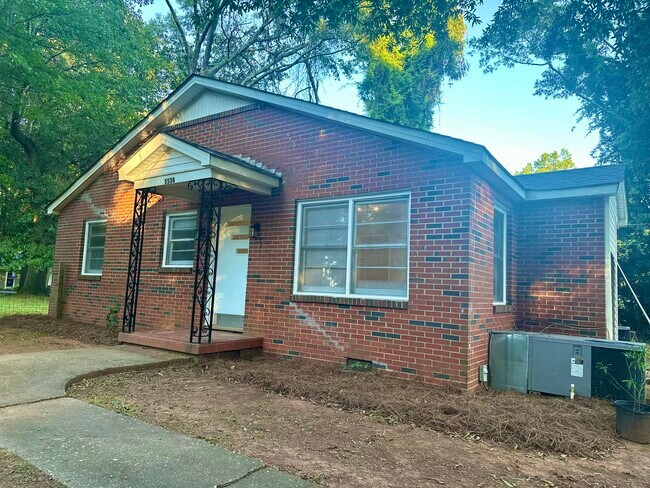 property at 5538 Manning Rd