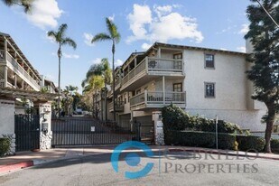 3975 Hortensia St in San Diego, CA - Building Photo