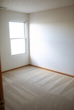 5502 Poolbeg St in Canal Winchester, OH - Building Photo - Building Photo