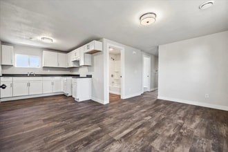 224 Doty St, Unit B in Fond du Lac, WI - Building Photo - Building Photo