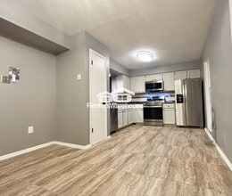 4651 Hallowed Stream in Ellicott City, MD - Building Photo - Building Photo