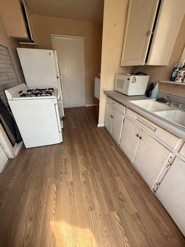 4008 W Commonwealth Ave in Fullerton, CA - Building Photo - Building Photo