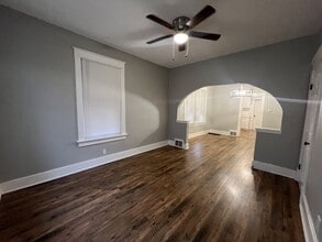 406 Tiffin Ave in Ferguson, MO - Building Photo - Building Photo