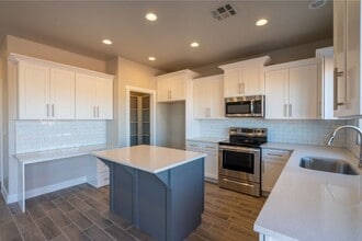 682 Malorie Wy in Ivins, UT - Building Photo - Building Photo