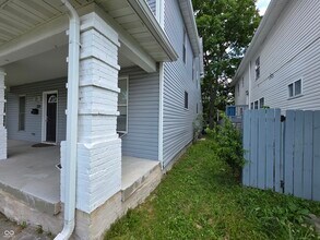 329 N Sherman Dr in Indianapolis, IN - Building Photo - Building Photo