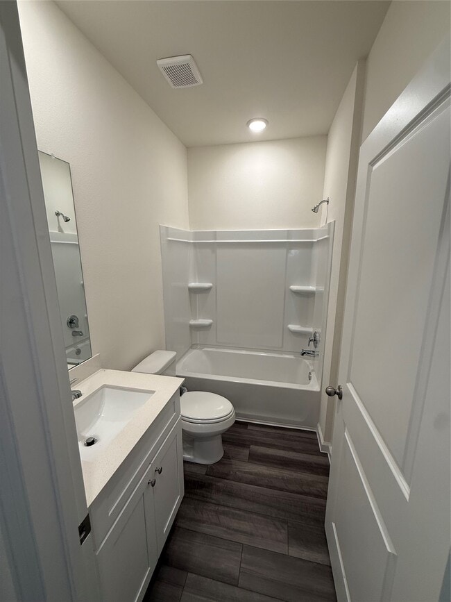 property at 1164 Sunlit Cir