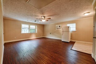 2714 Morenci St in Pearland, TX - Building Photo