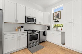 4223 Delano Pl in Dallas, TX - Building Photo - Building Photo