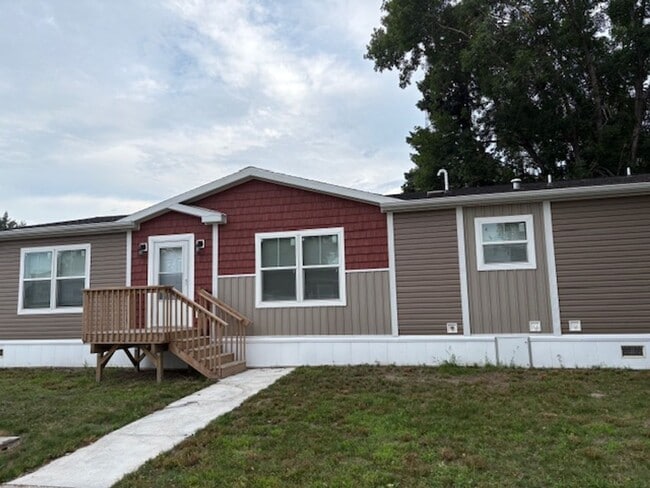 1821 N 11th St in Bismarck, ND - Building Photo - Building Photo