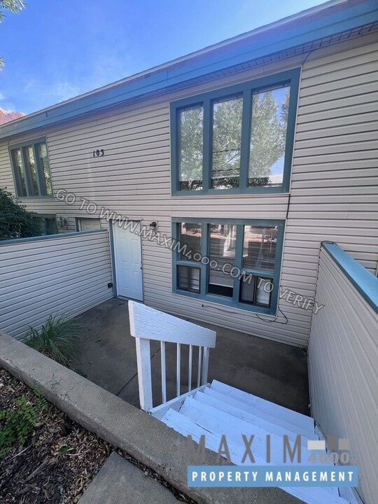 103 Bacon Ct in Palisade, CO - Building Photo