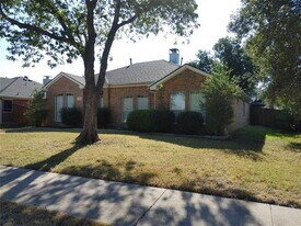1010 Mark Twain Dr in Allen, TX - Building Photo