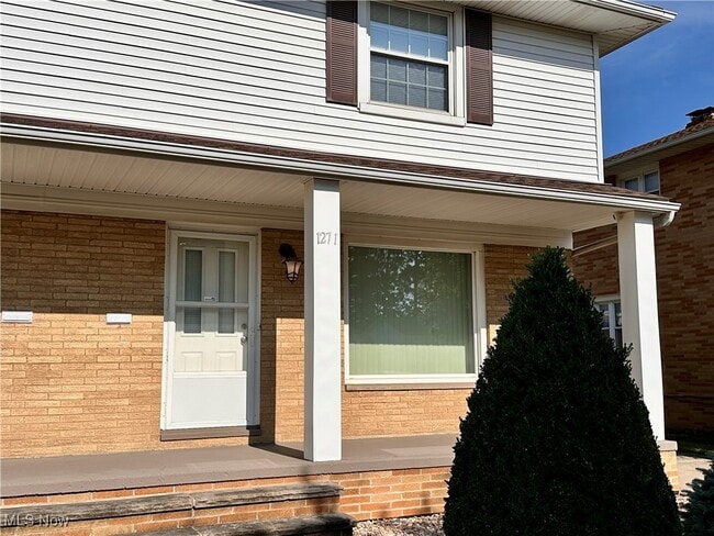 1271 Bonnie Ln in Mayfield Heights, OH - Building Photo - Building Photo