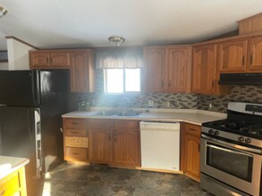 9783 Tranus Lake Rd in Springbrook, WI - Foto de edificio - Building Photo