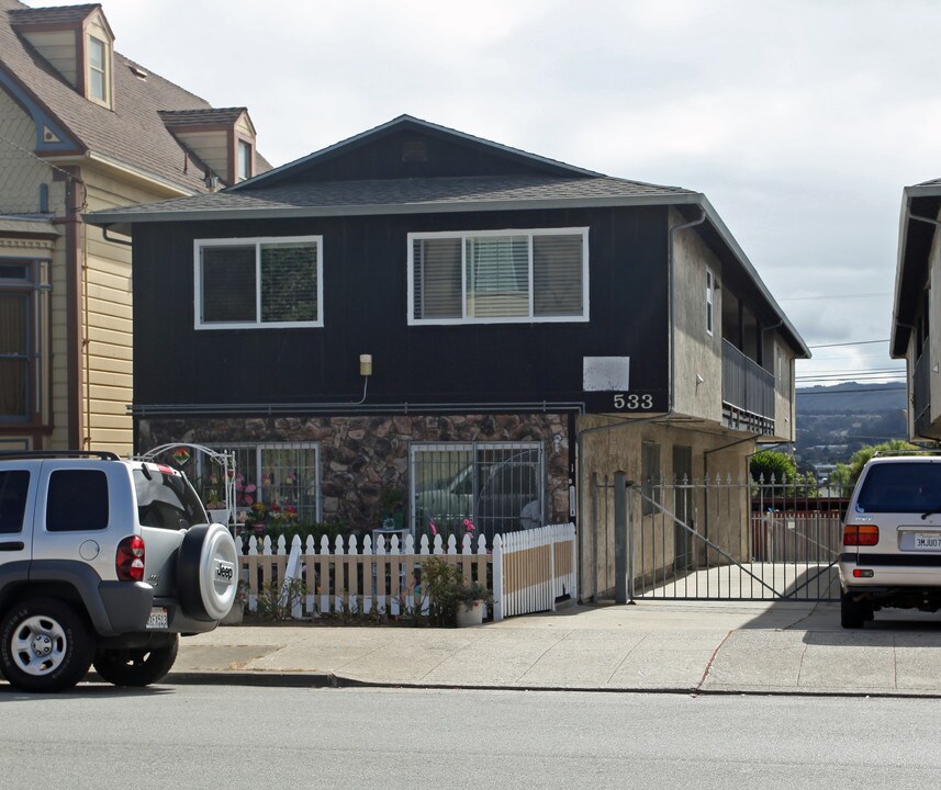 533 Grand Ave in South San Francisco, CA - Building Photo