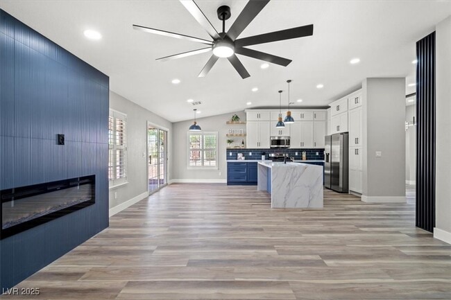 property at 5005 Cliffrose Dr