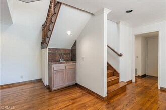 12235 Shady Hollow Ln in Los Angeles, CA - Building Photo - Building Photo