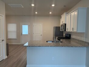 1508 Independence Blvd in Newport News, VA - Foto de edificio - Building Photo