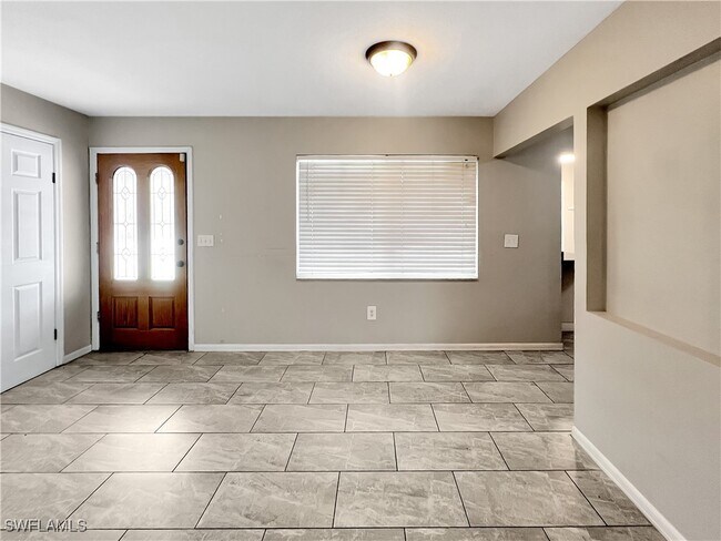 property at 2210 Parkview Dr