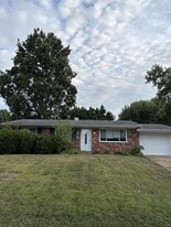 448 Terryville Dr in St. Louis, MO - Building Photo