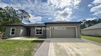 3157 Westwind Ave SE in Palm Bay, FL - Building Photo