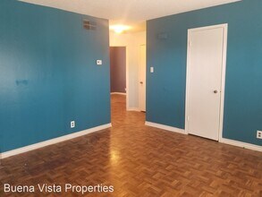1002 Southwalk St in Georgetown, TX - Building Photo - Building Photo