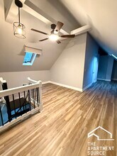 942 N Elston Ave, Unit 2R in Chicago, IL - Foto de edificio - Building Photo