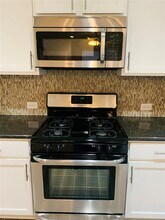 7500 Wolverine St in Austin, TX - Building Photo - Building Photo
