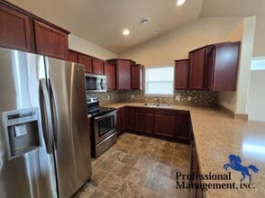 1298 Crystal Lake Ln in Billings, MT - Building Photo - Building Photo