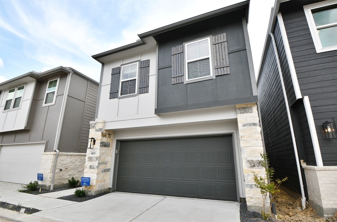 4212 Lyons Fall Ln in Houston, TX - Building Photo