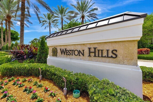1709 Victoria Pointe Cir in Weston, FL - Building Photo - Building Photo