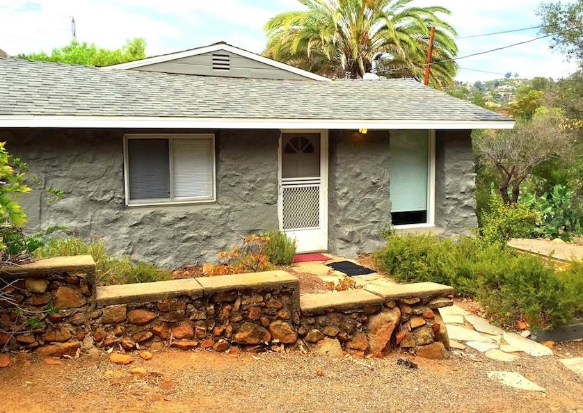 9704 Del Dios Hwy in Escondido, CA - Building Photo