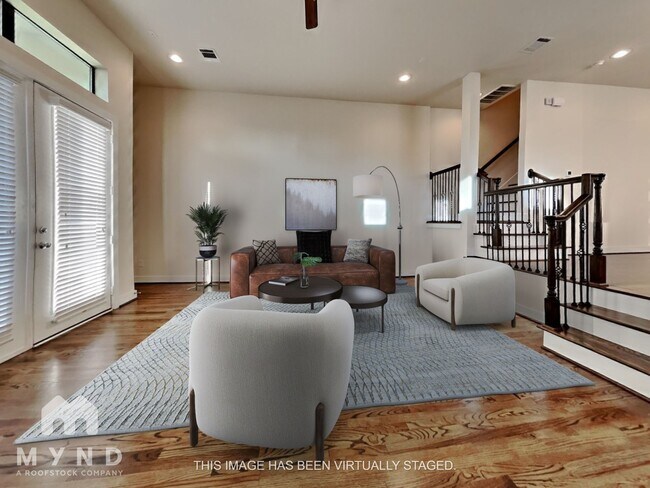 property at 2611 Riverside Dr