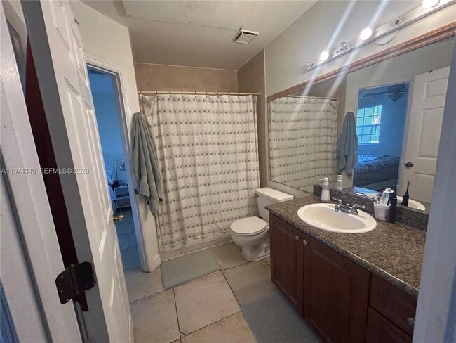 18308 NW 68th Ave in Hialeah, FL - Building Photo - Building Photo