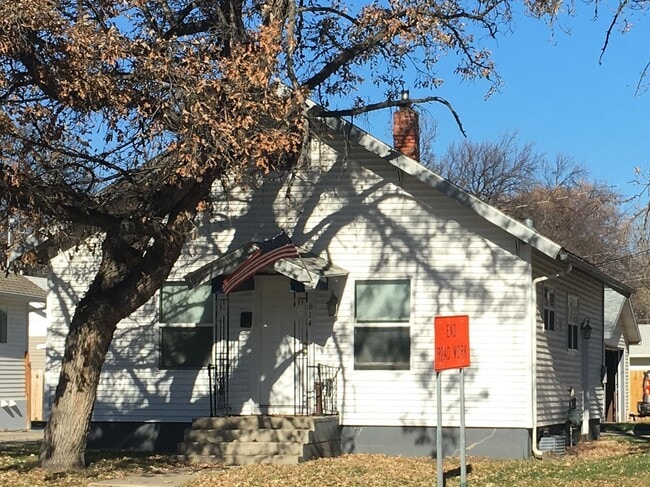 property at 614 3rd Ave NW