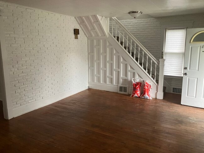 1022 23rd St NW in Canton, OH - Foto de edificio - Building Photo