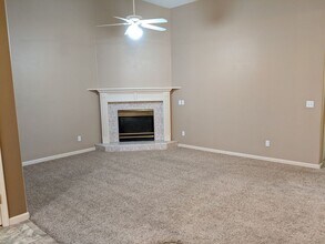 2754 Chad Dr in Eugene, OR - Building Photo - Building Photo