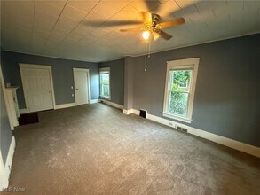 460 2nd St NW in New Philadelphia, OH - Building Photo - Building Photo
