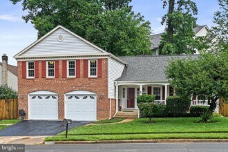 9760 Hatmark Ct in Vienna, VA - Building Photo - Building Photo