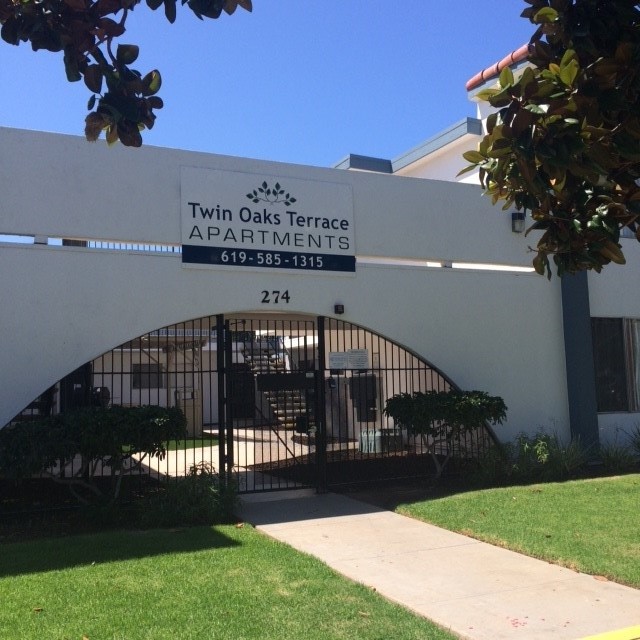 Twin Oaks Apartments