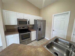 630 SW 28th Terrace in Cape Coral, FL - Building Photo - Building Photo