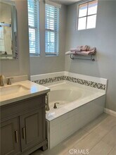 10000 Reseda Blvd in Los Angeles, CA - Building Photo - Building Photo