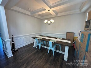 3025 Burnello Ct in Iron Station, NC - Foto de edificio - Building Photo