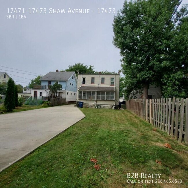 property at 17471-17473 Shaw Ave