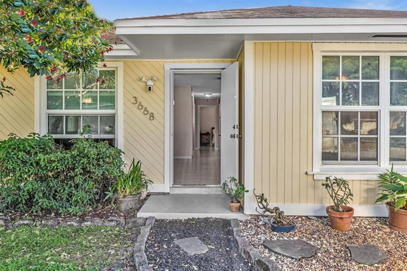 3668 E Forge Rd in Davie, FL - Building Photo