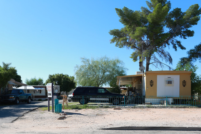 Covered Wagon in Tucson, AZ - Building Photo - Building Photo