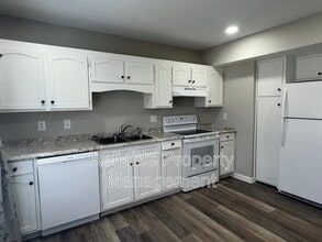 610 John St in Clayton, NC - Building Photo - Building Photo